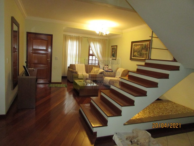 Casa, 4 quartos, 245 m² - Foto 4