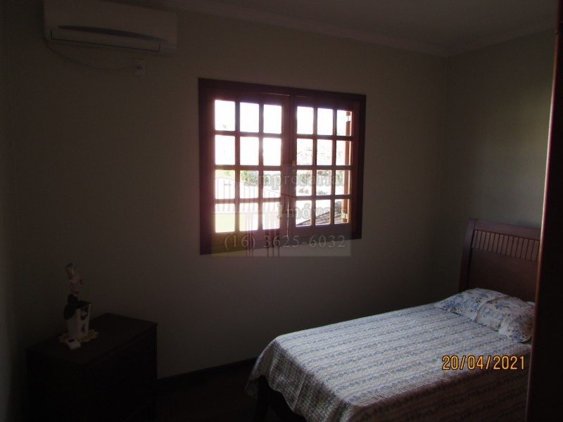 Casa, 4 quartos, 245 m² - Foto 35