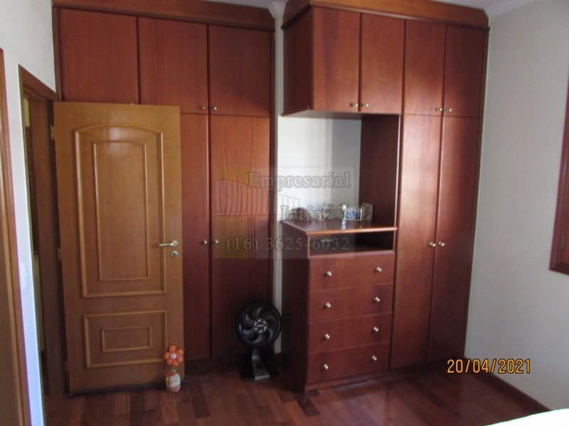 Casa, 4 quartos, 245 m² - Foto 40