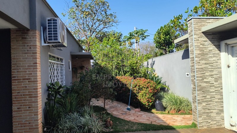 Casa, 4 quartos, 313 m² - Foto 2