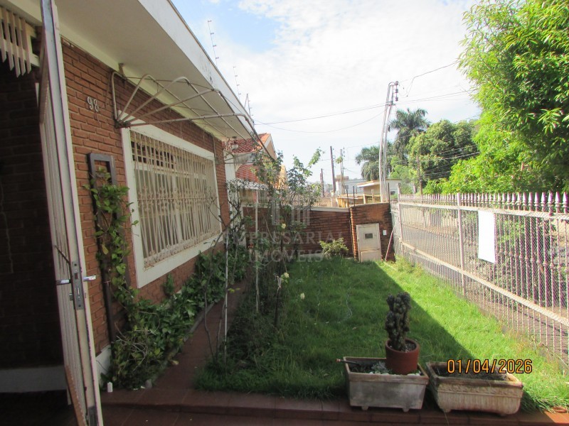 Casa, 3 quartos, 289 m² - Foto 1